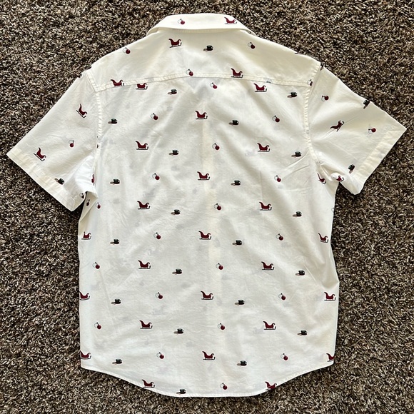 Penguin by Munsingwear, White Christmas Button Down Shirt, Size Large, Holiday - Picture 7 of 12